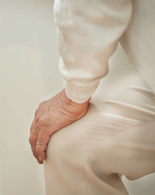 上下樓梯爬動，膝蓋關節容易不適